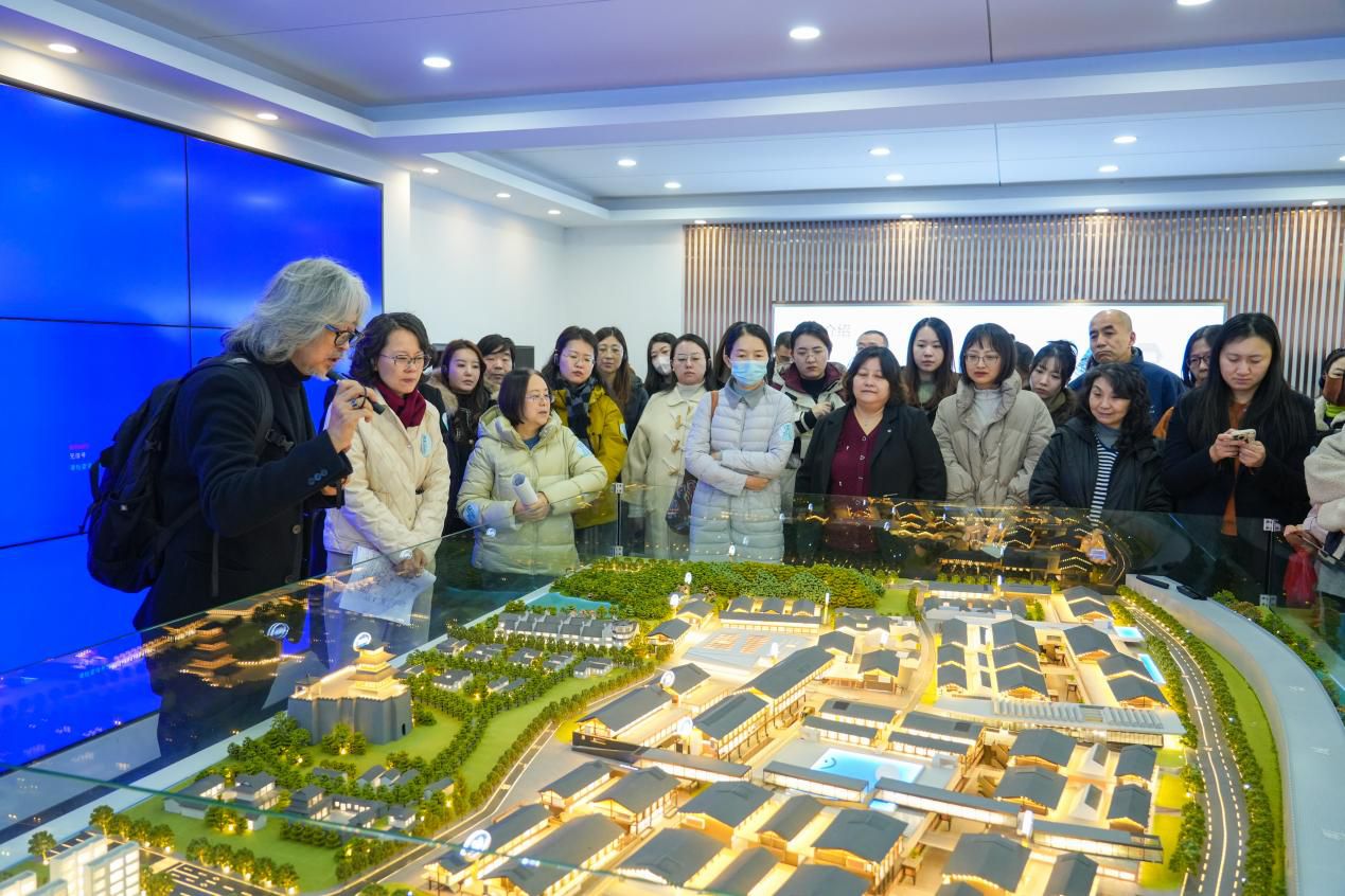 1764831724135076.jpg 1764831724135076.jpg